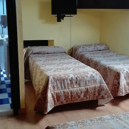 호텔 Casa De Indianos Don Tomas 2*