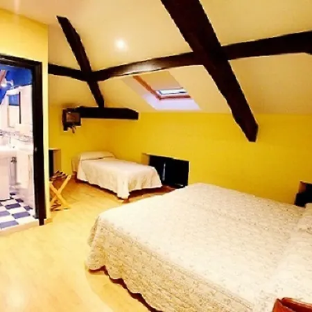 Casa De Indianos Don Tomas Nueva De Llanes